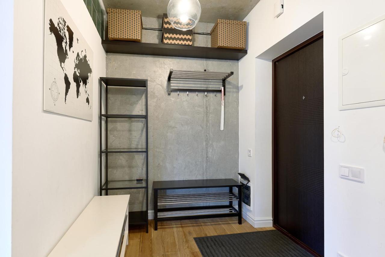Apartment стильна та простора *