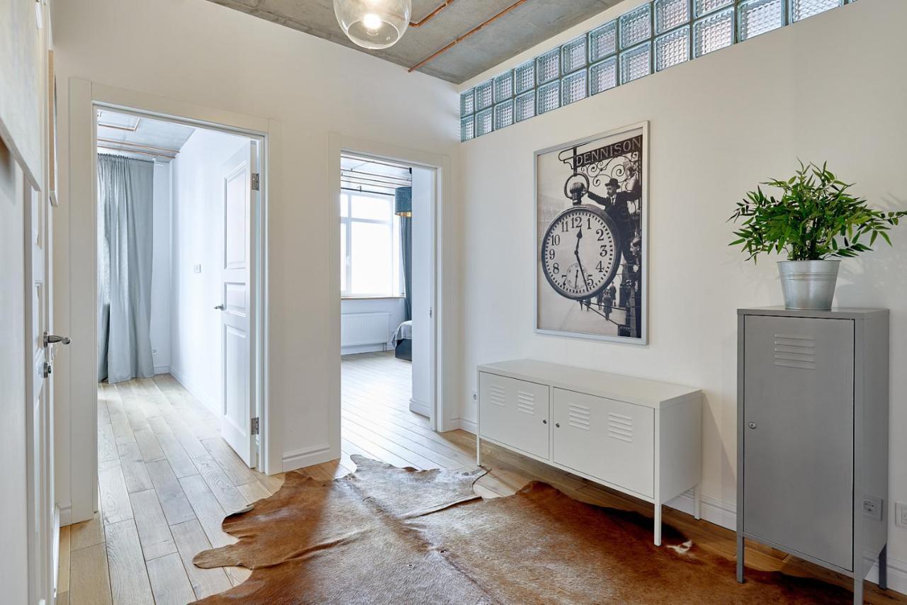 стильна та простора Apartment Kyiv
