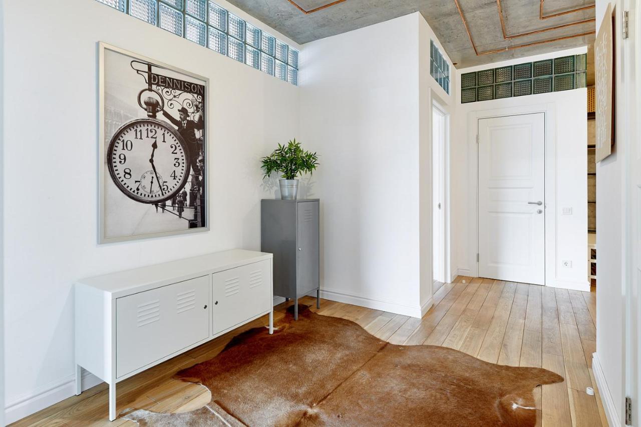 стильна та простора Apartment *